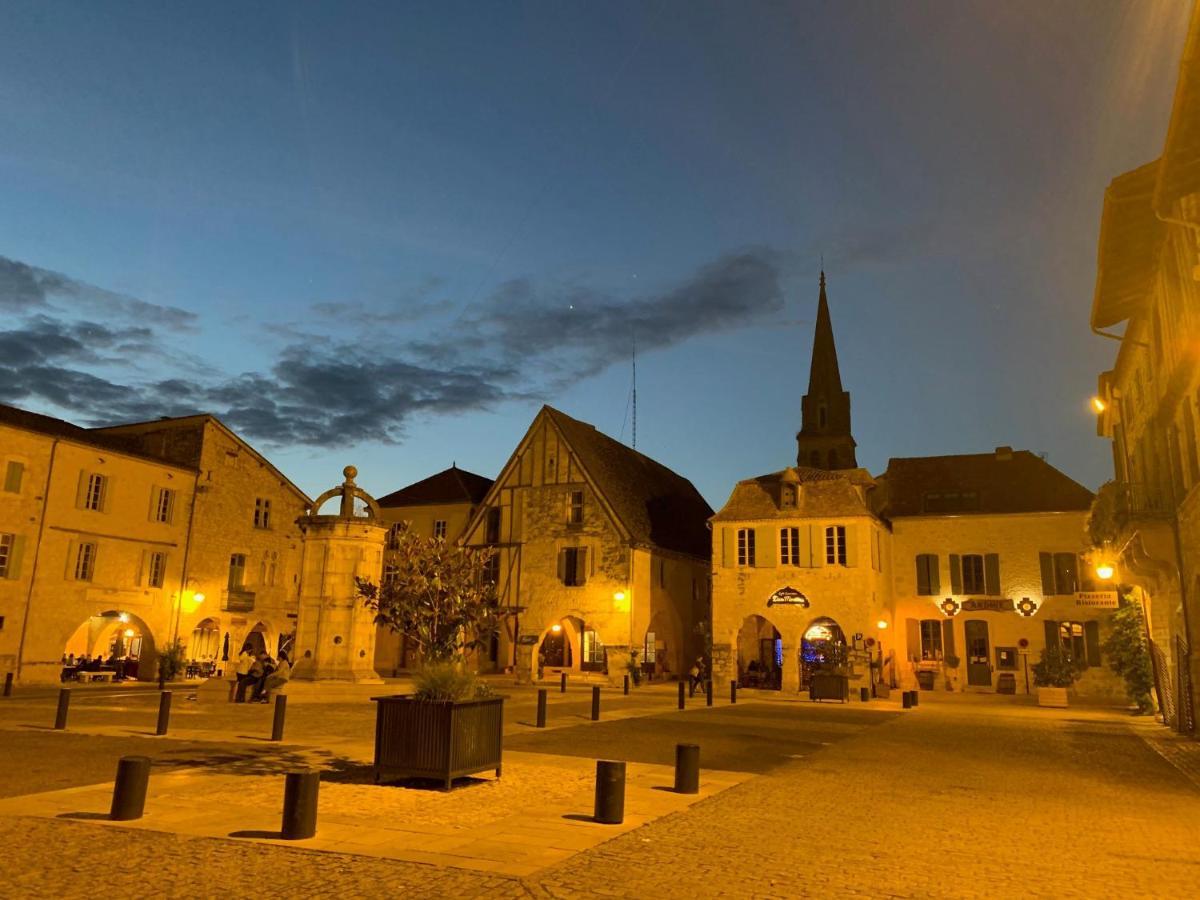 Maison Cosy Coeur De Bastide+ Cour + Vue Sur Toits Eymet Εξωτερικό φωτογραφία
